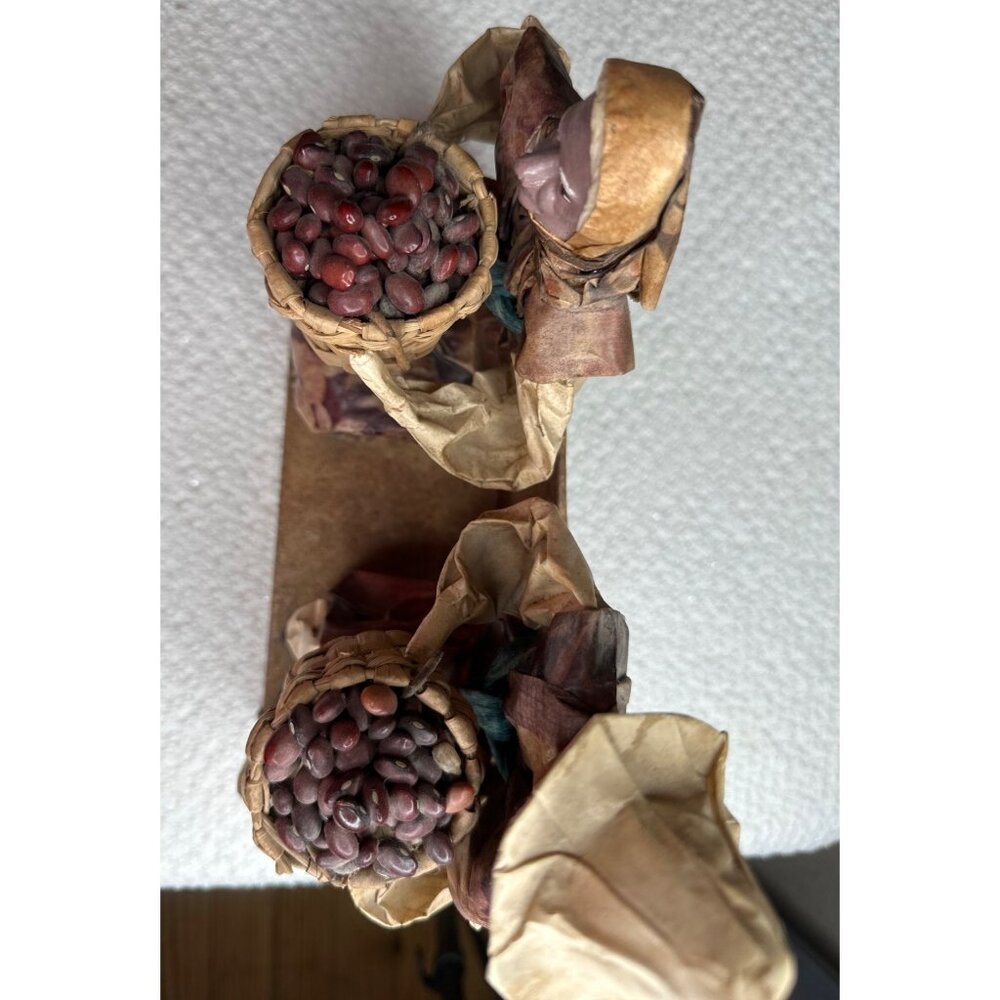 Village Workers Mexican Folk Art Figurines Baskets Of Harvest Beans Paper Mache - Picture 3 of 16